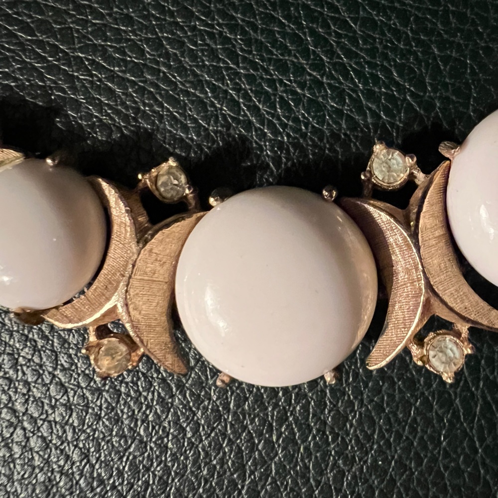 Vintage Sarah Coventry 1962 Snow Princess Goldtone Necklace